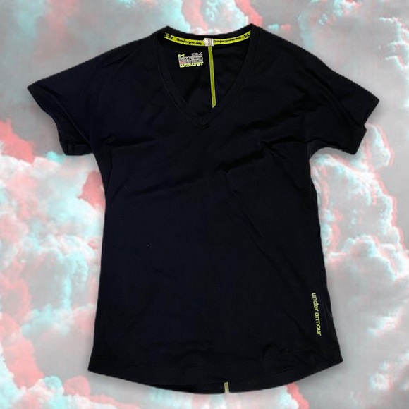 UNDERARMOUR | CATALYST HEAT GEAR DRIFIT SHIRT - Picture 4 of 6